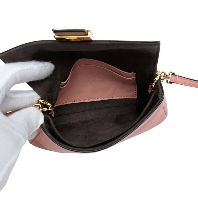 Fendi Micro Nappa Baguette Satchel Pink Leather Good condition - Model View