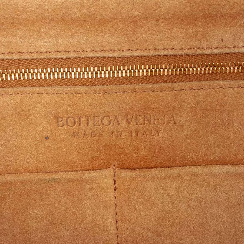 Bottega Veneta Medium Grained Calfskin Maxi Intrecciato Arco Bag Brown Leather Good condition - Box View