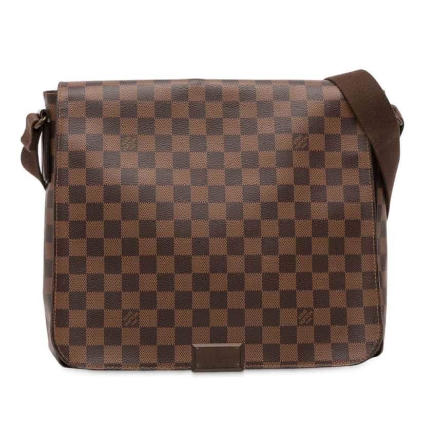 Louis Vuitton Damier Ebene District MM Brown Good condition - Front View