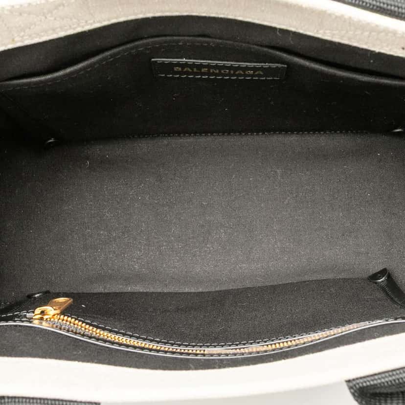 Balenciaga Small Canvas Hardware Tote White Canvas Good condition - Model View