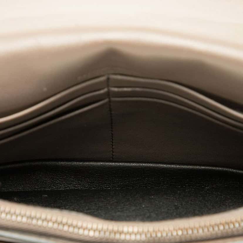 Bottega Veneta Nappa Intrecciato Fringe Wallet on Chain Brown Leather Good condition - Model View