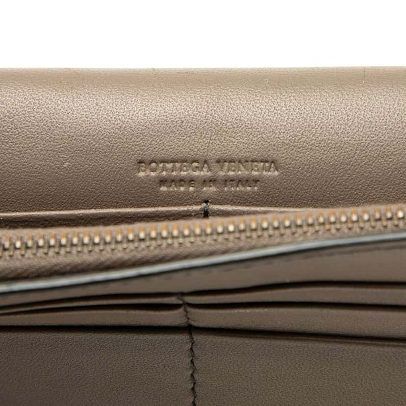 Bottega Veneta Nappa Intrecciato Fringe Wallet on Chain Brown Leather Good condition - Box View
