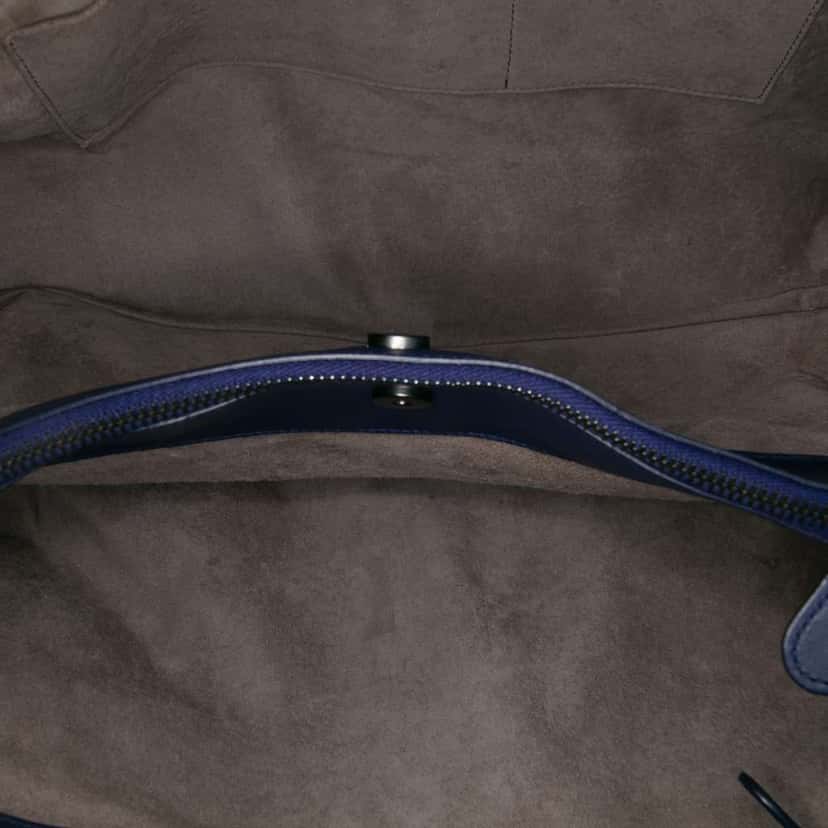 Bottega Veneta Large Nappa Intrecciato Classic Chain Strap Tote Blue Leather Good condition - Model View