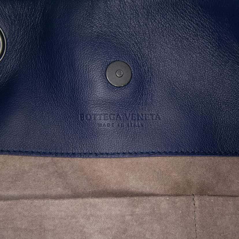 Bottega Veneta Large Nappa Intrecciato Classic Chain Strap Tote Blue Leather Good condition - Box View