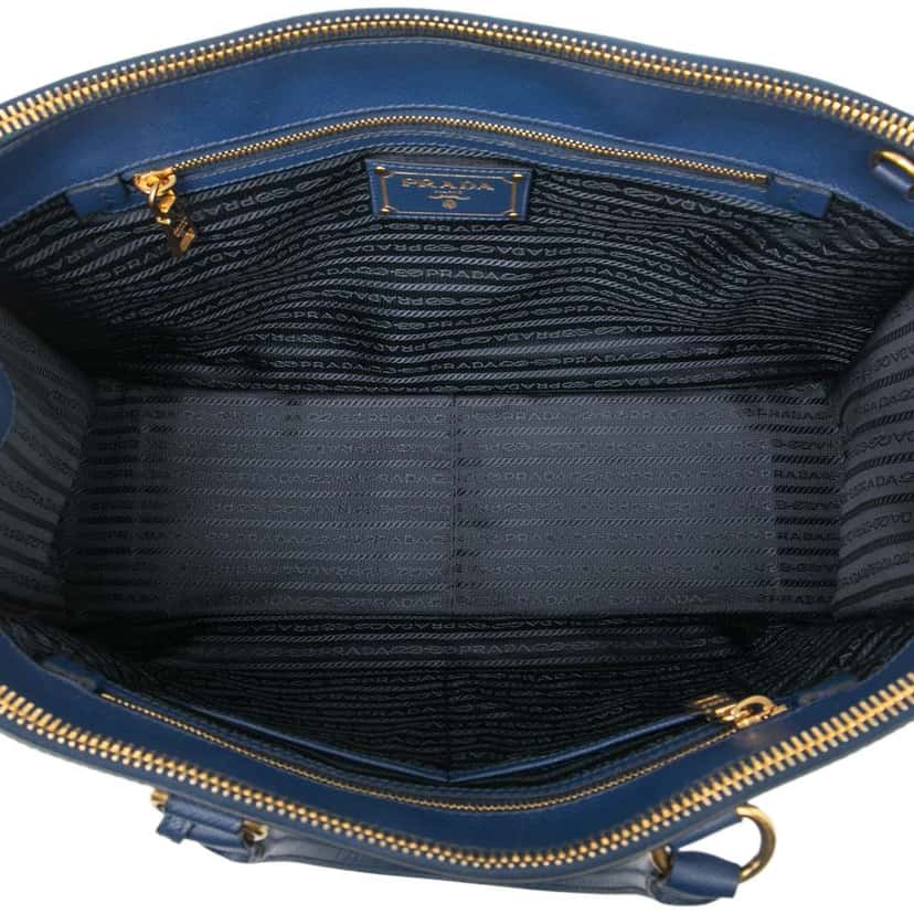 Prada Saffiano Double Zip Open Convertible Tote Blue Leather Very good condition - Model View