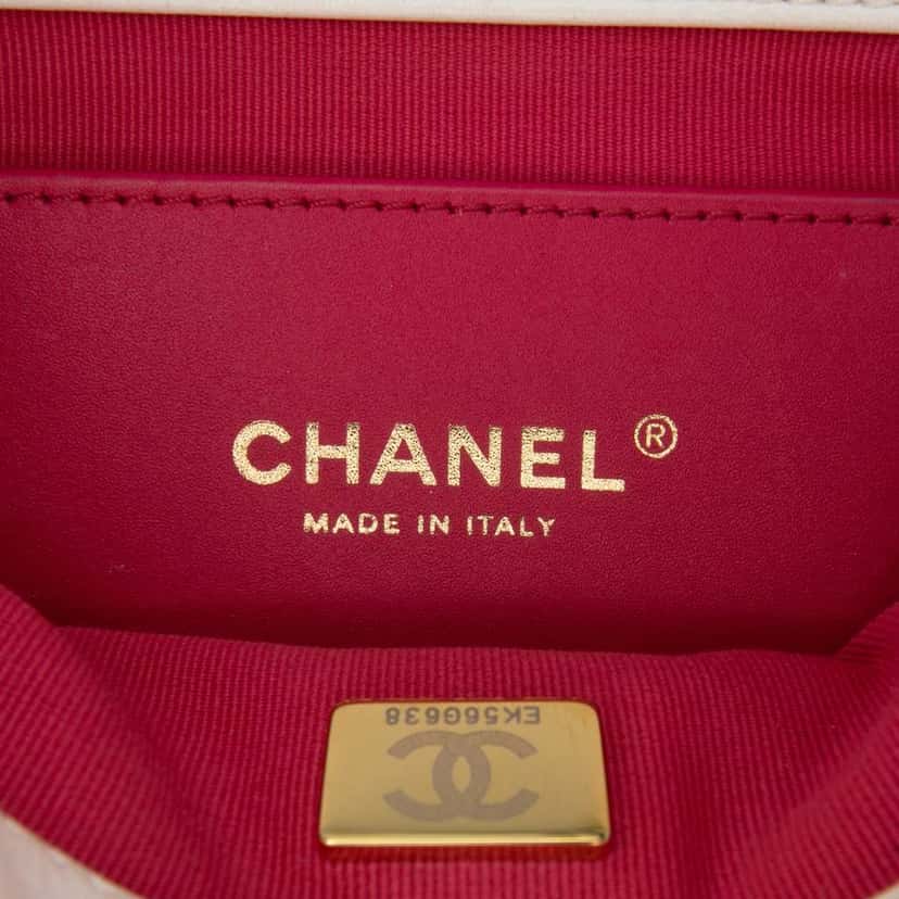 Chanel Mini Quilted Lambskin Acrylic Coco Love Flap White Leather Good condition - Box View
