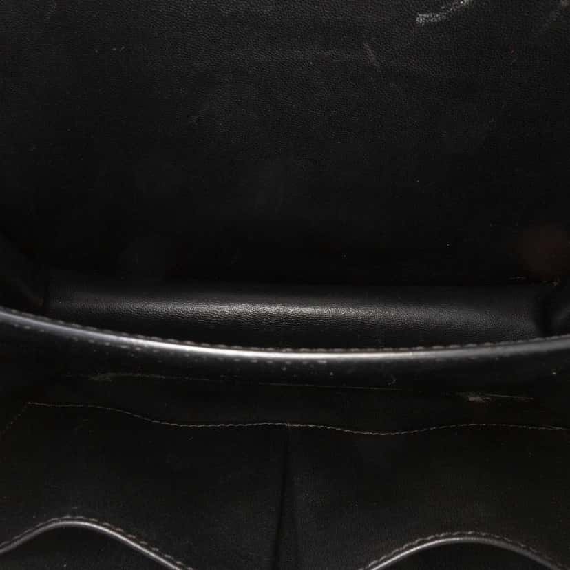 Celine Medium Calfskin Classic Box Black Leather Good condition - Model View
