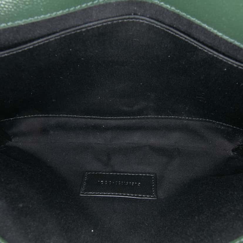 Saint Laurent Grain De Poudre Triquilt Monogram Envelope Clutch Green Leather Good condition - Model View
