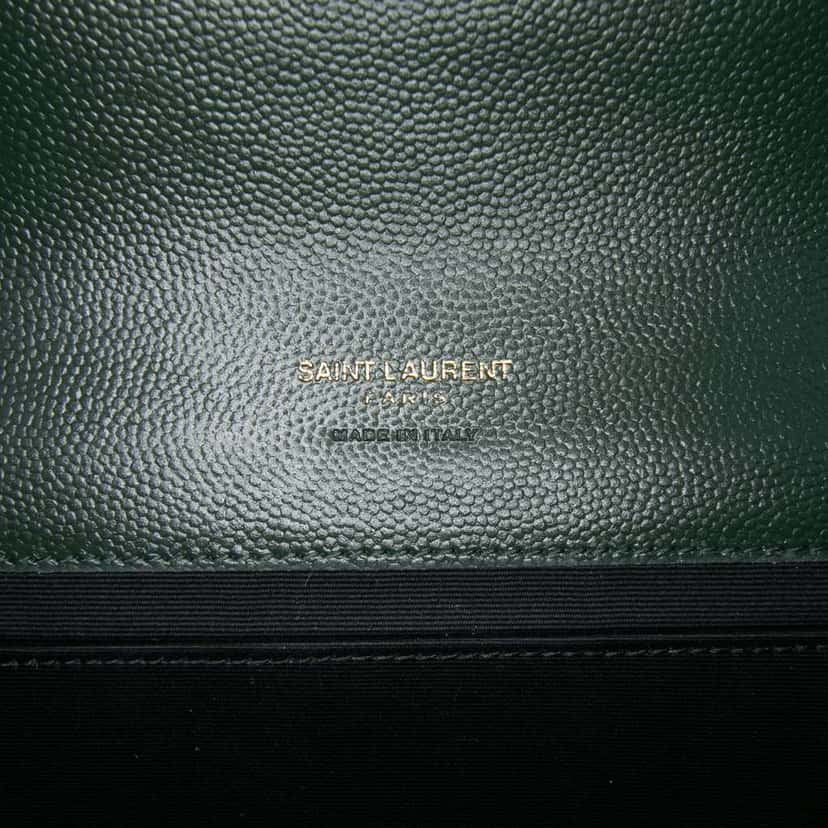 Saint Laurent Grain De Poudre Triquilt Monogram Envelope Clutch Green Leather Good condition - Box View