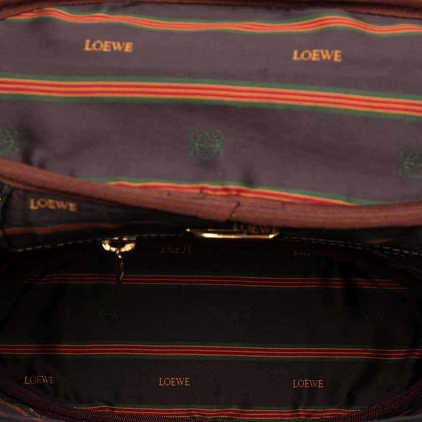 Loewe Leather Velasquez Twist Vanity Bag Black Leather Good condition - Model View