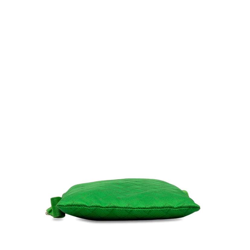 Bottega Veneta Nylon Wrist Pouch Green Good condition - Model View
