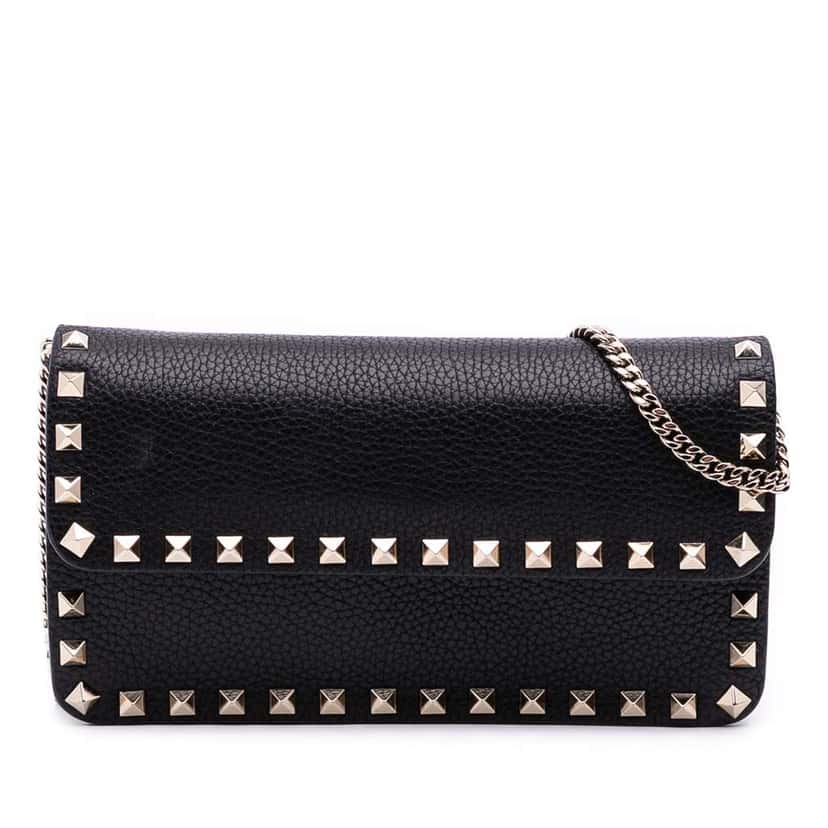 Valentino Pebbled Calfskin Rockstud Wallet On Chain Black Leather Good condition - Front View