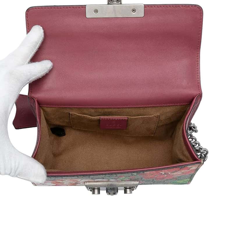 Gucci Small GG Supreme Blooms Padlock Crossbody Brown Canvas Good condition - Model View