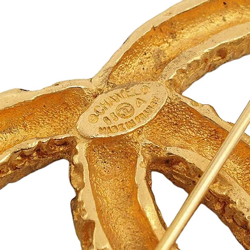 Chanel Gold Plated CC Brooch Gold Metal Good condition - Inside View