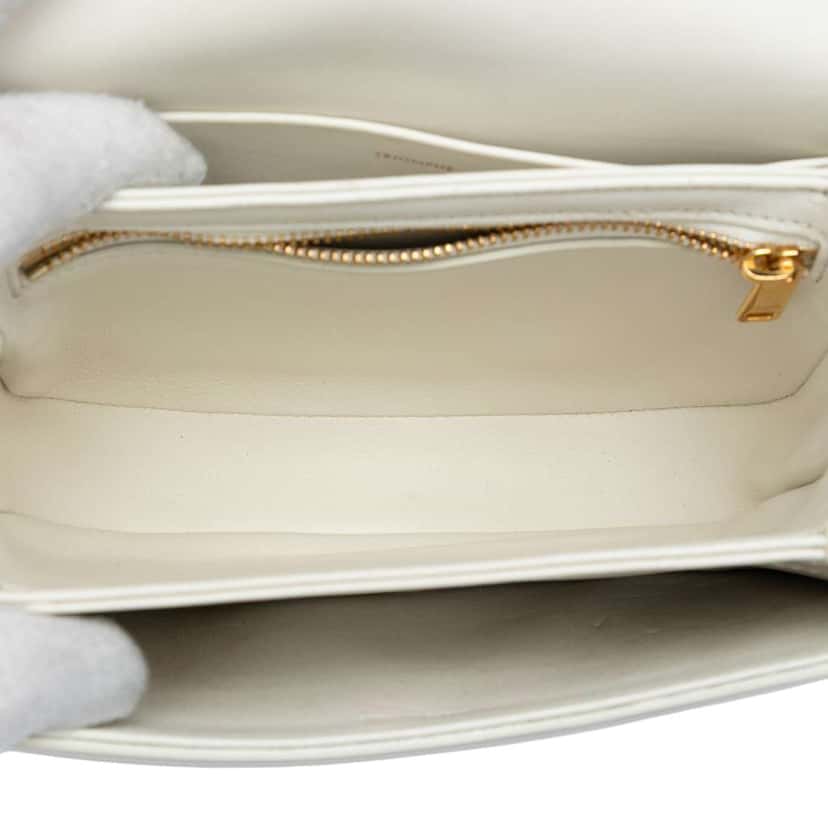 Celine Teen Shiny Calfskin Triomphe Besace Clea Chain Crossbody White Leather Good condition - Model View