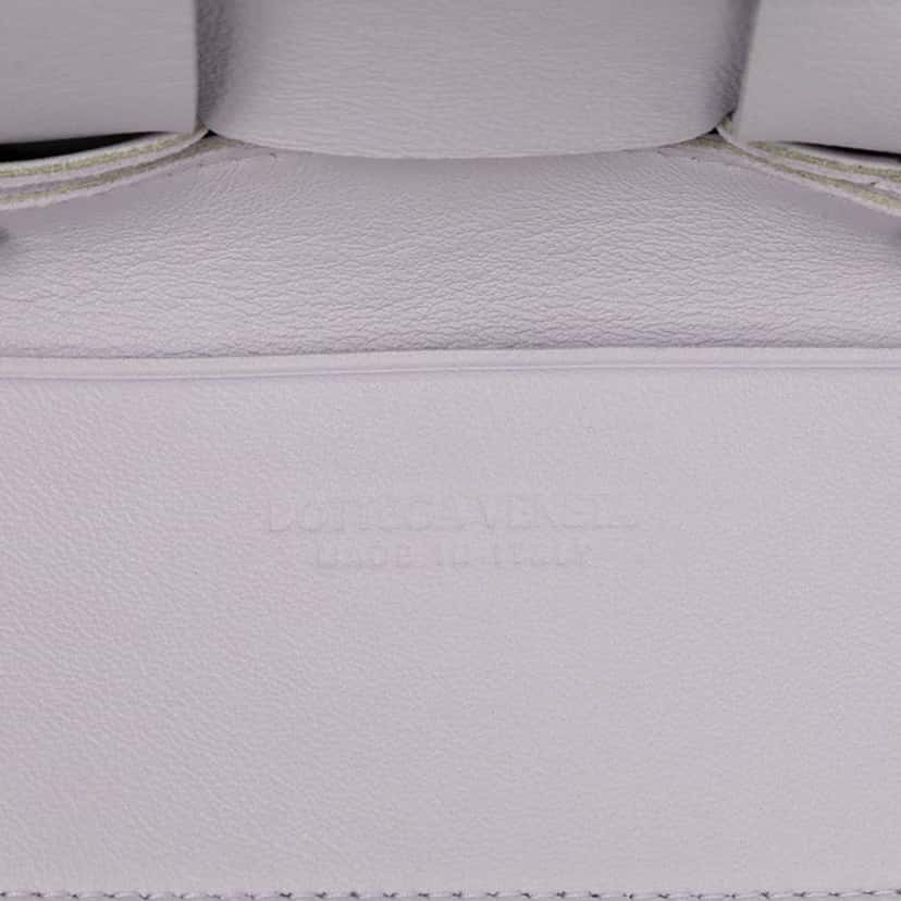 Bottega Veneta Extra Mini Nappa Maxi Intrecciato Cassette Crossbody White Leather Good condition - Box View