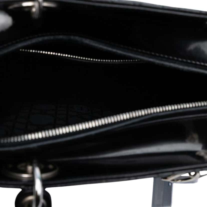 Dior Large Patent Cannage Lady Dior Black Leather Good condition - Model View