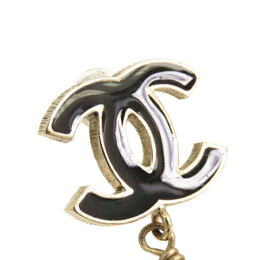 Chanel Gold Plated Enamel CC Faux Pearl Drop Earrings Gold Metal Good condition - Model View