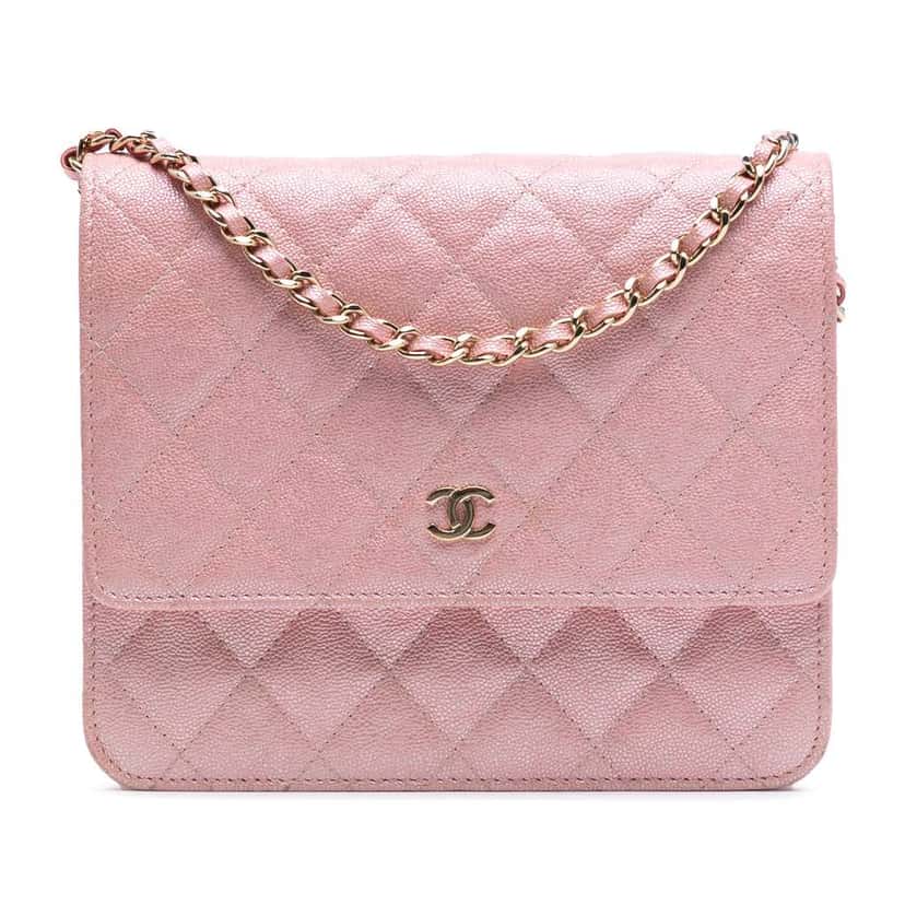Chanel CC Quilted Iridescent Caviar Wallet on Chain Pink Leather Good condition - Front View