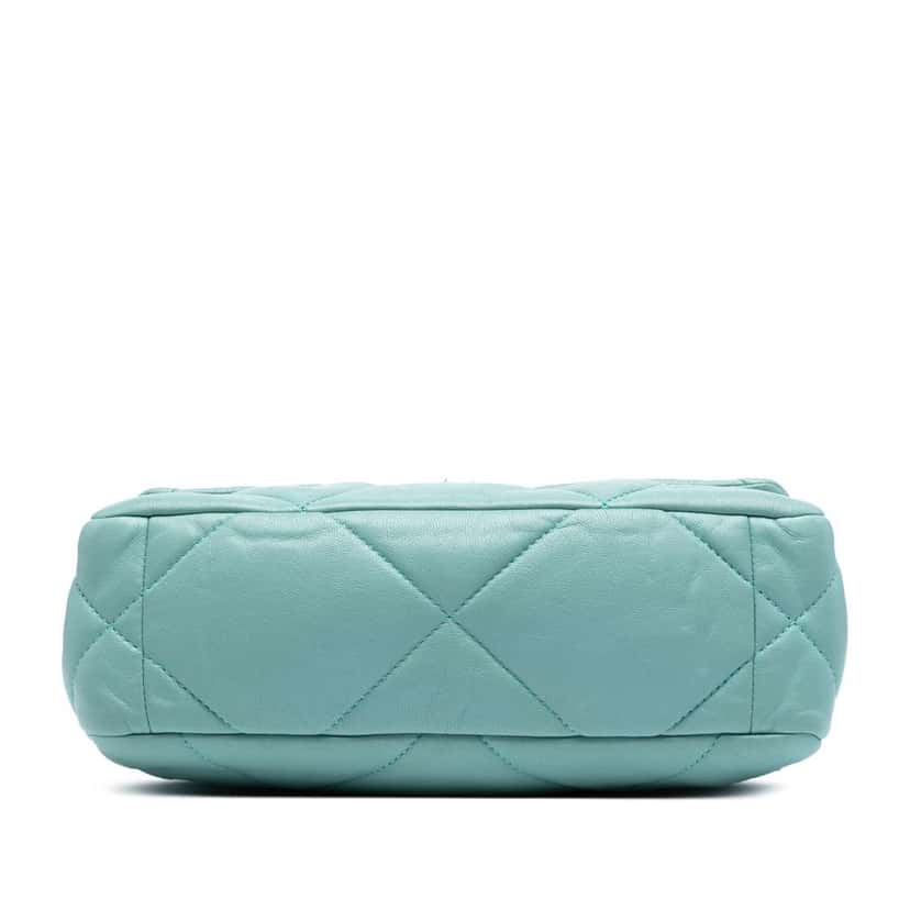 Chanel Medium Lambskin 19 Flap Blue Leather Good condition - Inside View