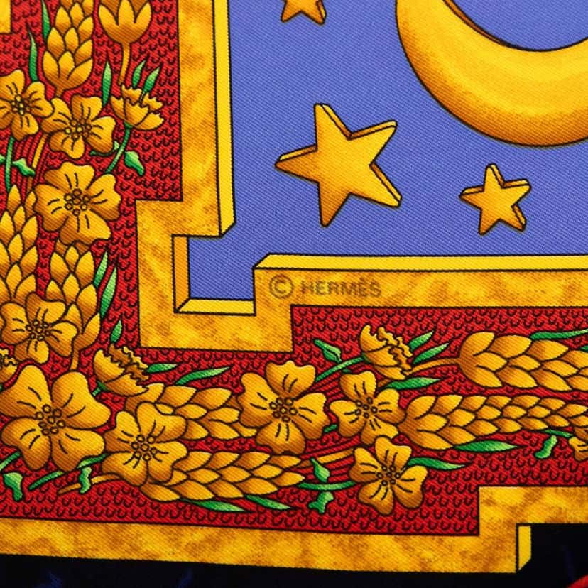 Hermès Carpe Diem Silk Scarf 90 Blue Silk Good condition - Inside View