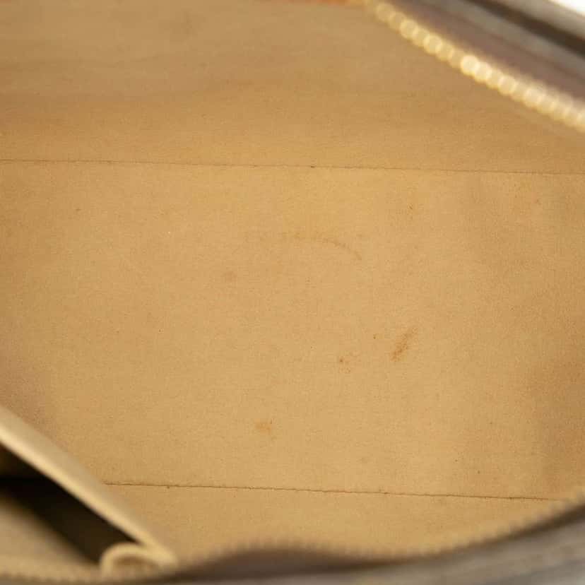 Louis Vuitton Monogram Looping GM Brown Good condition - Model View