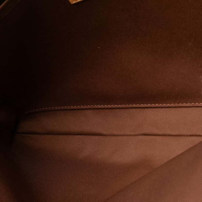 Louis Vuitton Monogram Etui Voyage MM Brown Good condition - Model View