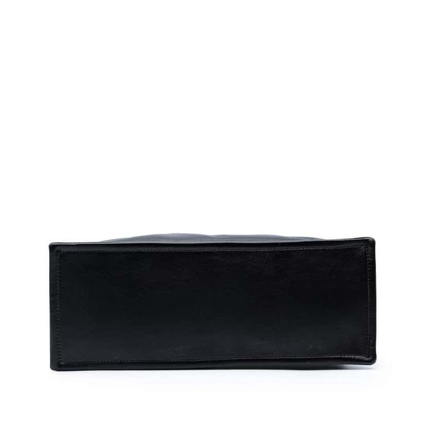 Chanel Large Bicolor Metallic Goatskin and Calfskin Boy Tote Silver Leather Good condition - Inside View