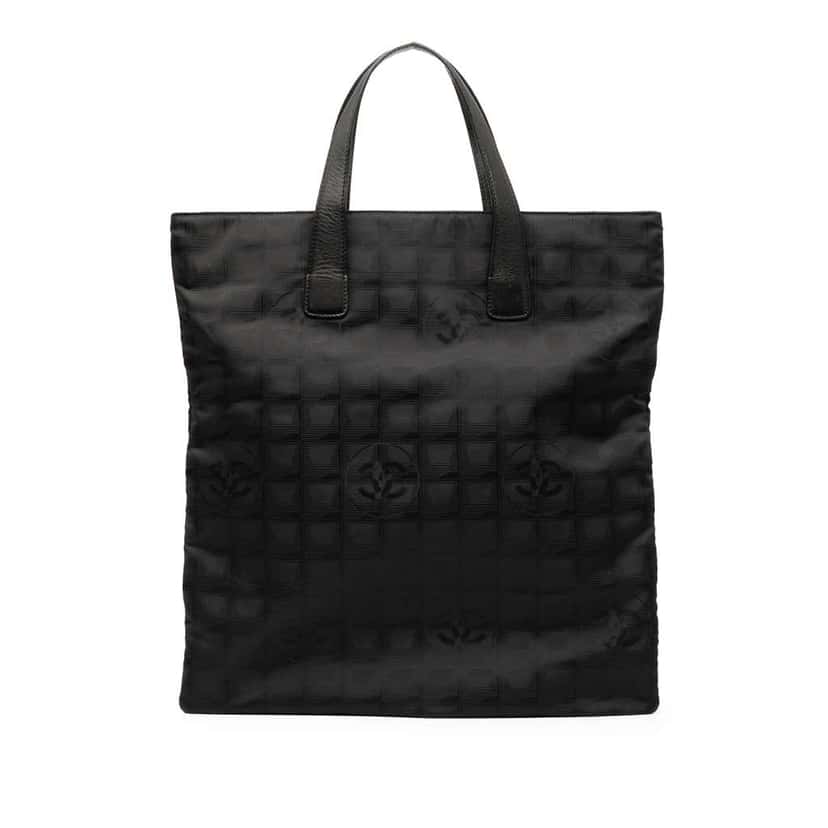 Chanel New Travel Line Nylon Tote Black Good condition - Front View