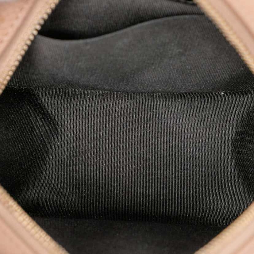 Chanel Caviar CC Filigree Round Crossbody Brown Leather Good condition - Model View