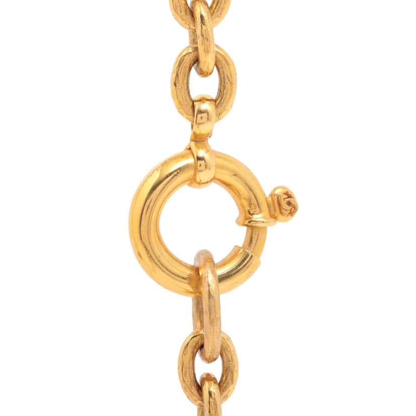 Chanel CC Gold Plated Gripoix Cross Pendant Necklace Gold Metal Good condition - Model View
