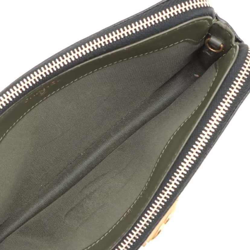 Chanel Small Quilted Caviar Boy Clutch With Chain Black Leather Good condition - Box View