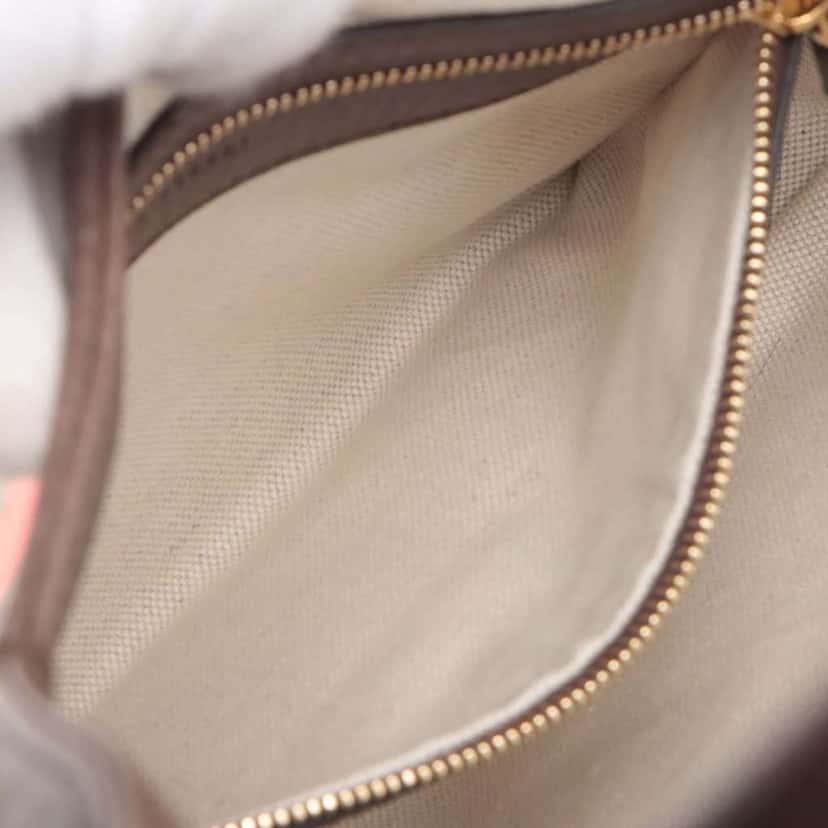 Gucci Small GG Supreme Polka Dot Jackie 1961 Satchel Brown Canvas Good condition - Model View