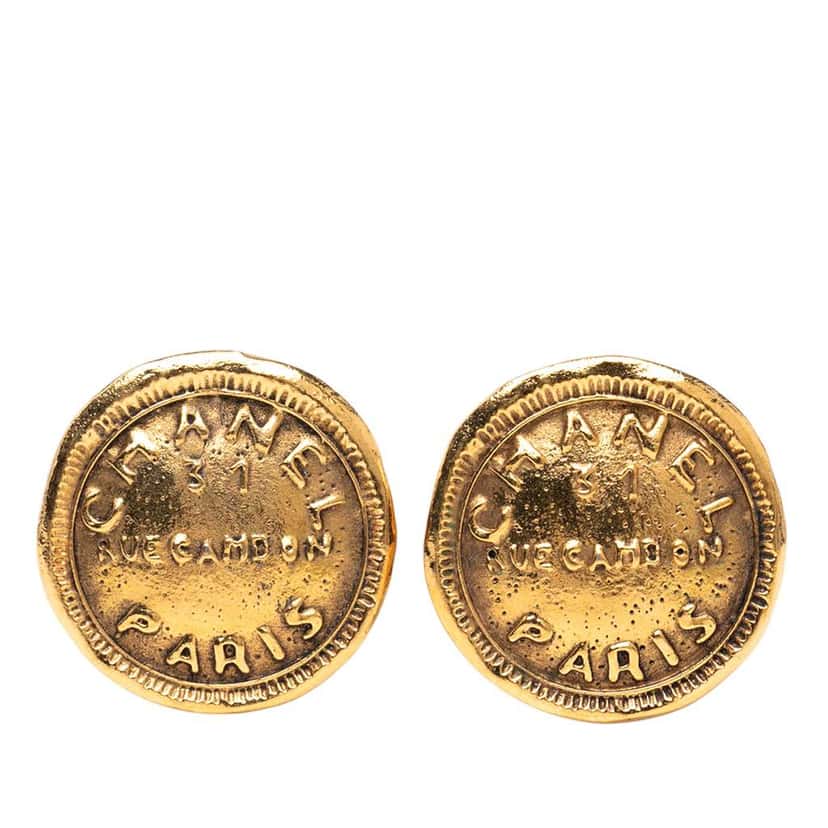 Chanel Gold Plated Rue Cambon Round Clip on Earrings Gold Metal Good condition - Front View