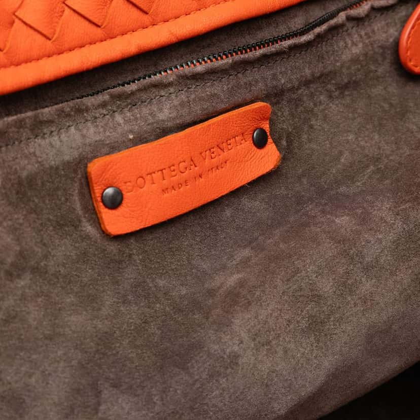 Bottega Veneta Large Nappa Intrecciato Cesta Tote Orange Leather Good condition - Box View