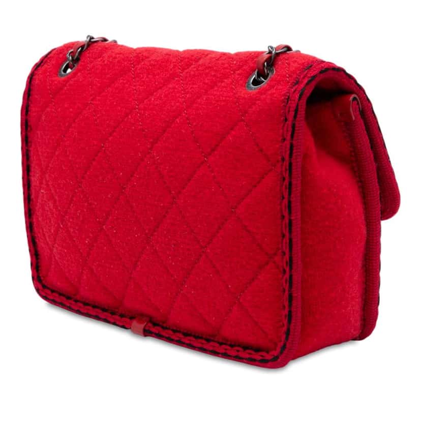 Chanel Paris-Salzburg Medium Quilted Wool Edelweiss Flap Red Wool Good condition - Back View