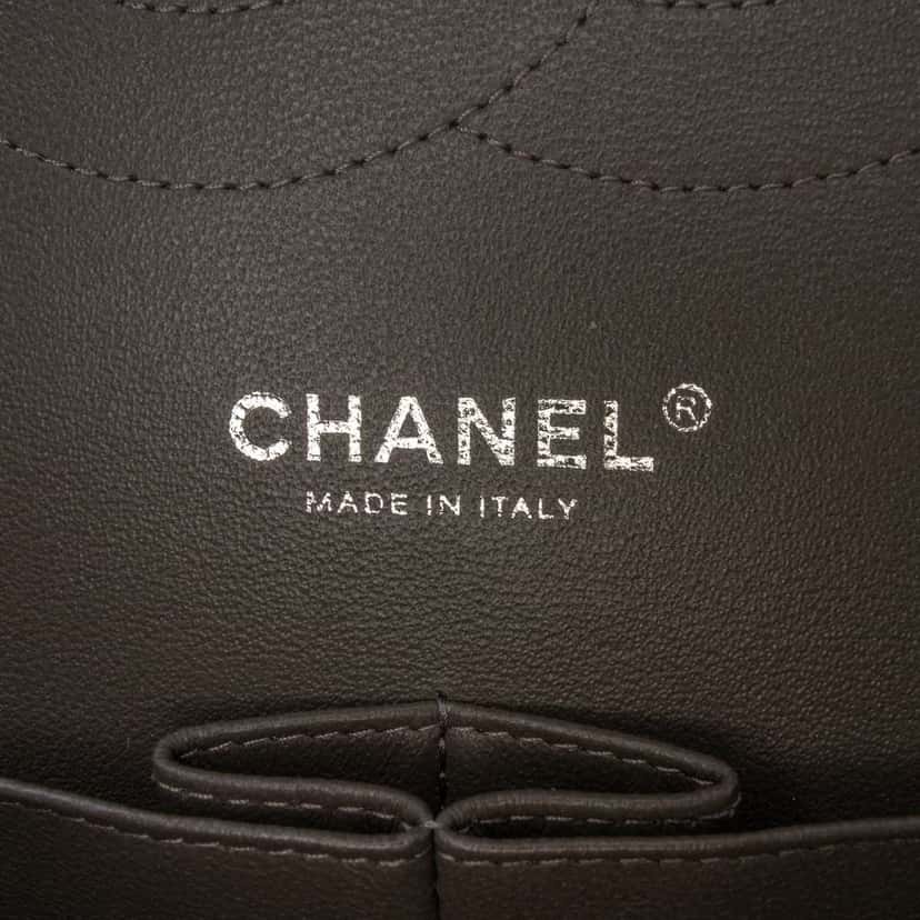 Chanel Jumbo Classic Lambskin Double Flap Grey Leather Good condition - Box View