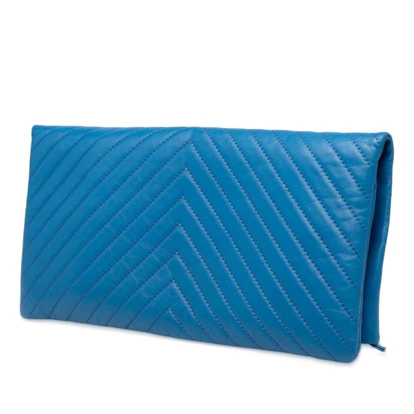 Chanel CC Chevron Lambskin Fold Over Clutch Blue Leather Good condition - Back View