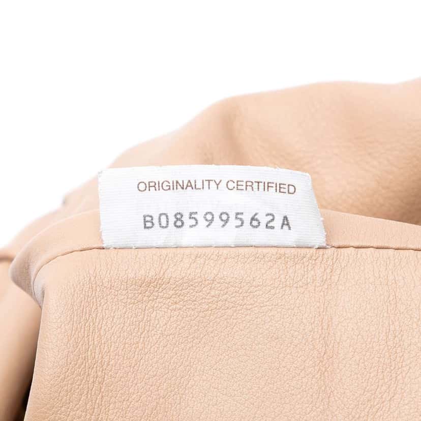 Bottega Veneta Lambskin The Pouch Brown Leather Good condition - Box View