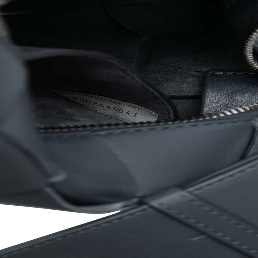 Bottega Veneta Small Lambskin Intrecciato Brick Cassette Grey Leather Good condition - Box View