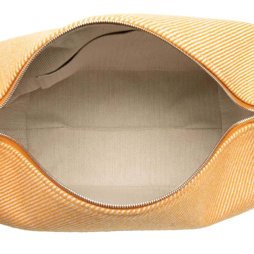 Hermès Large Wool Bride A Brac Au Carre Case Orange Wool Good condition - Model View