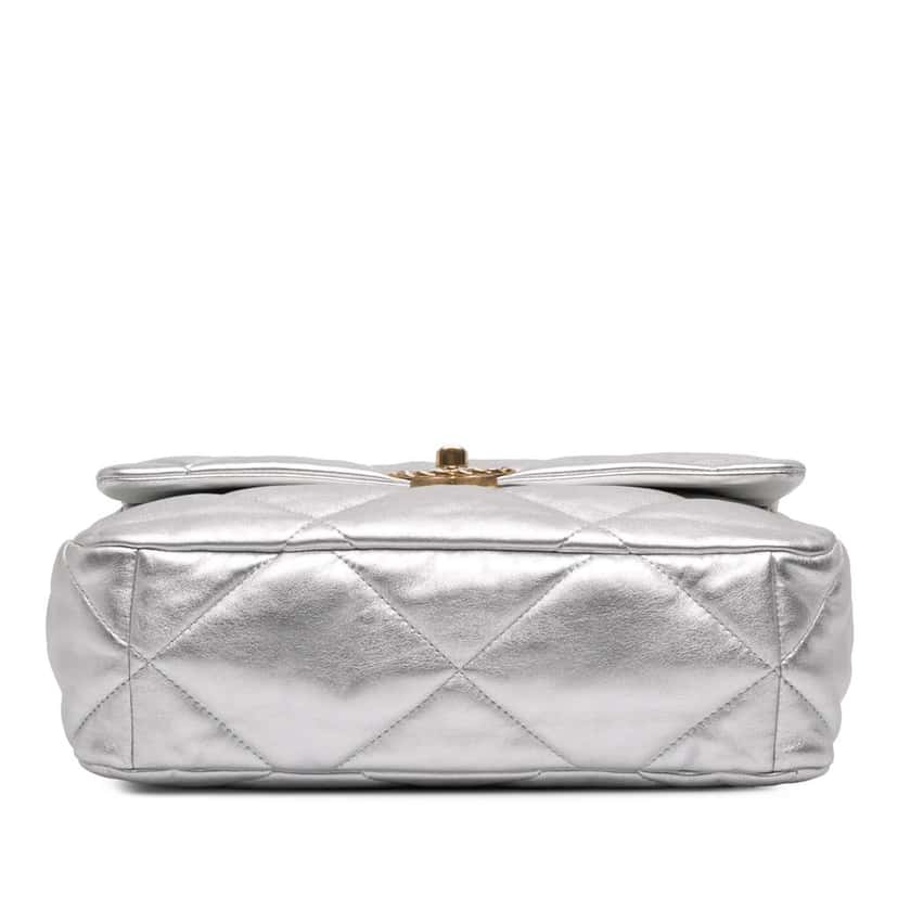 Chanel Large Metallic Lambskin 19 Flap Silver Leather Good condition - Inside View