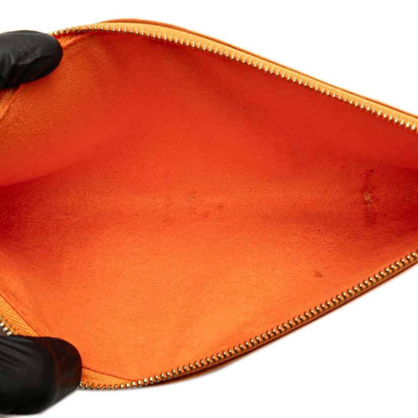 Louis Vuitton Epi Pochette Accessoires Orange Leather Good condition - Model View