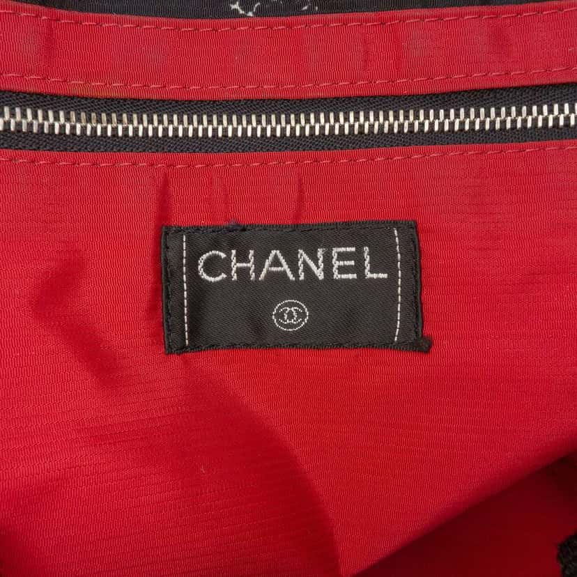 Chanel Old Travel Line Nylon Tote Black Good condition - Box View