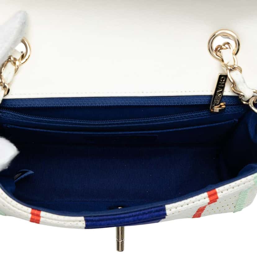 Chanel New Mini Rectangular Classic Perforated Lambskin Single Flap White Leather Good condition - Model View