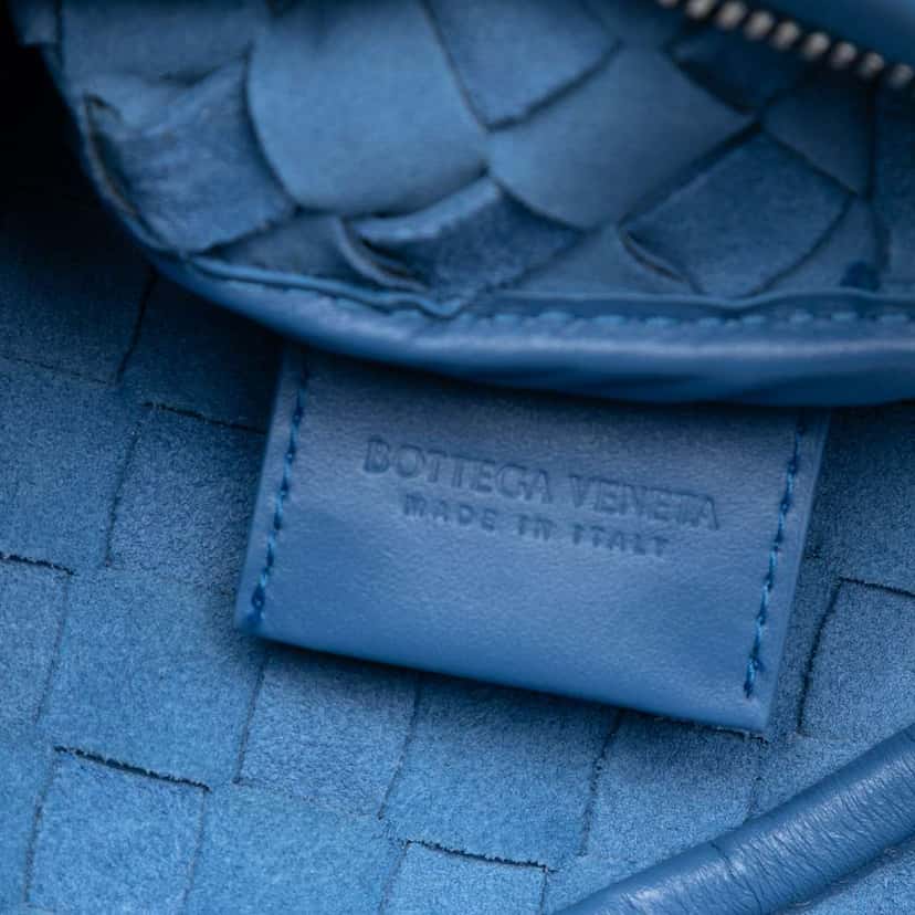 Bottega Veneta Small Nappa Intrecciato Camera Bag Blue Leather Good condition - Box View