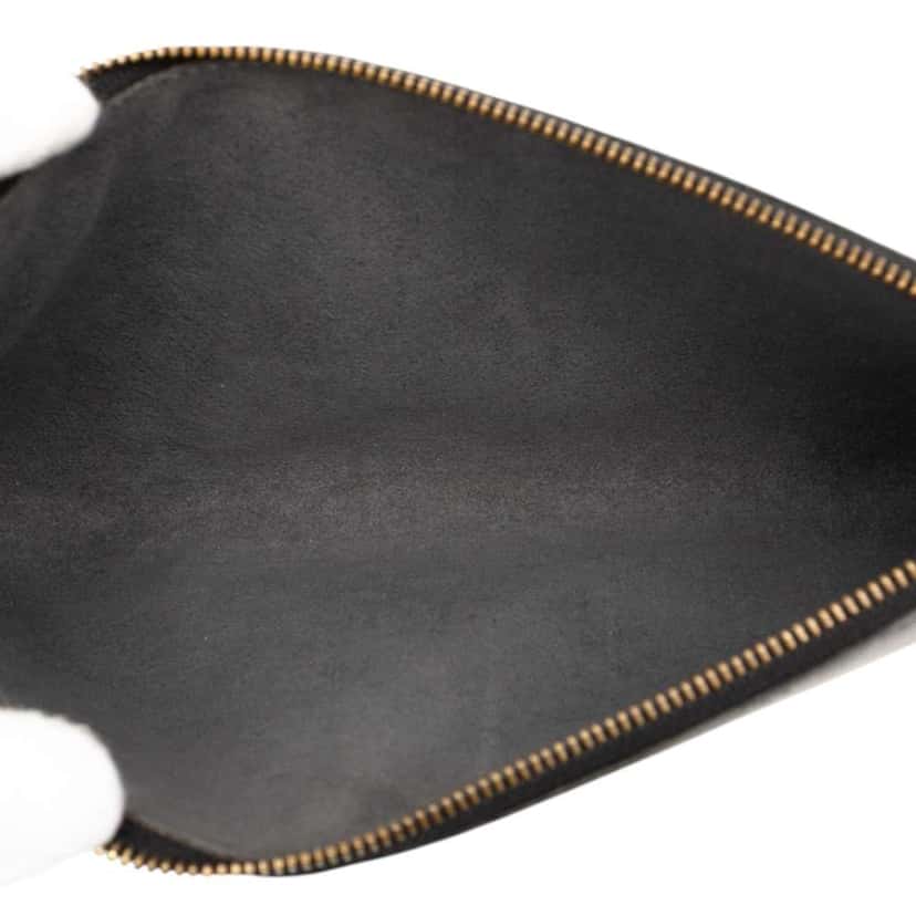 Louis Vuitton Epi Pochette Accessoires Black Leather Good condition - Model View