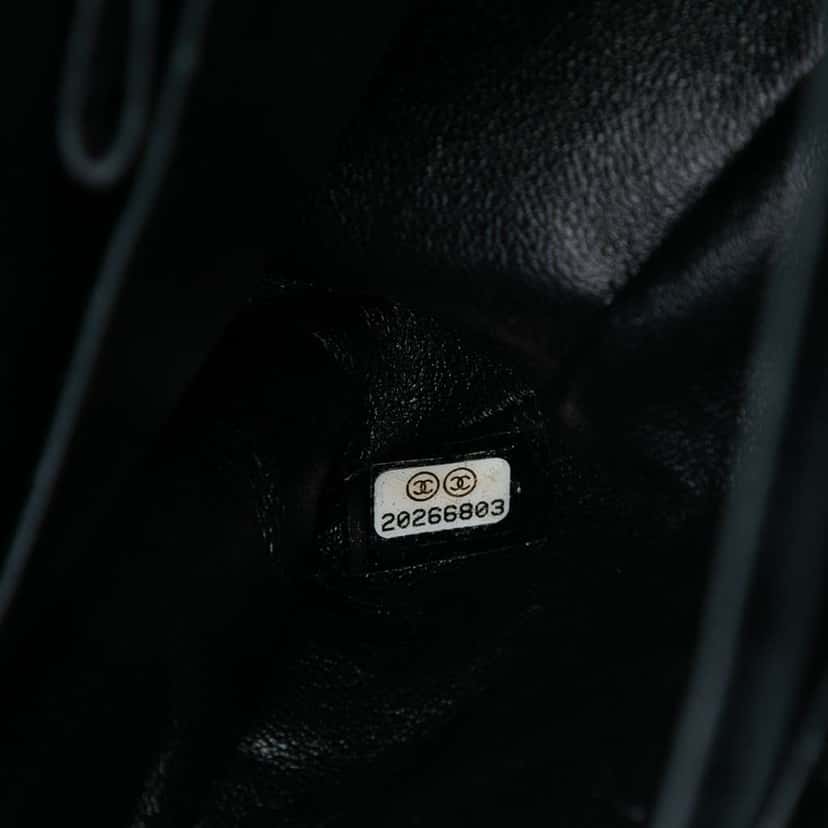 Chanel Medium Classic Velvet Double Flap Black Velvet Good condition - Box View