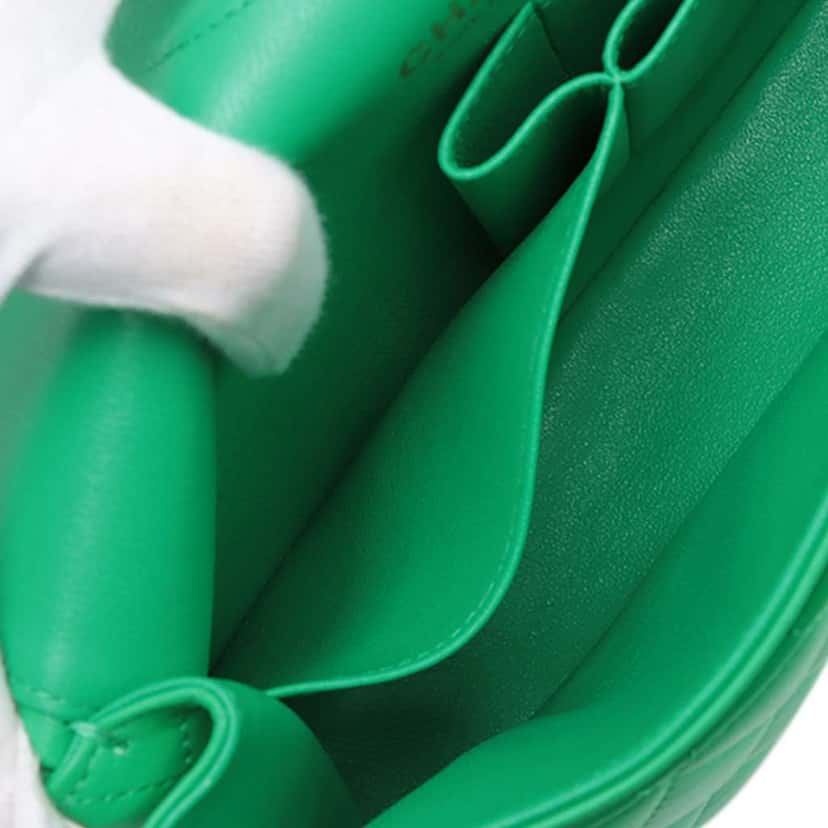 Chanel Medium Classic Lambskin Double Flap Green Leather Good condition - Inside View