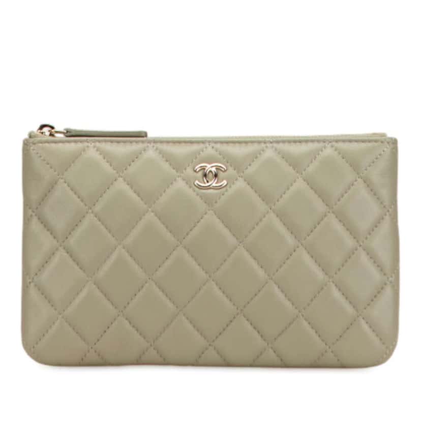 Chanel Small Quilted Lambskin O Case Zip Pouch Green Leather Good condition - Front View